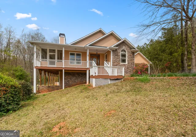 Photo 4 of Sale Pending at 1229 Boggus Rd, Franklin, GA 30217 | MLS# 10708017 | Listing updated on 2026-09-13