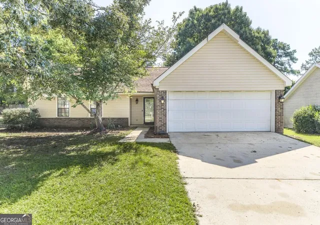 Photo 4 of Single family home for sale at 117 Cherren Dale Dr, Warner Robins, GA 31088 | MLS# 10826553 | Listing updated on 2026-10-06