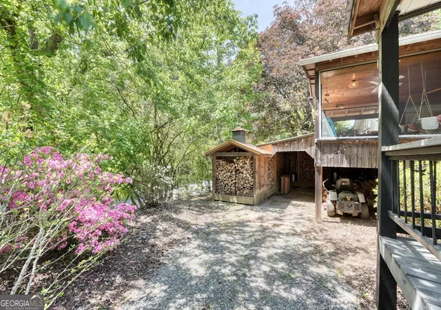 Photo 3 of Single family home for sale at 710 Town Mountain Rd, Hayesville, NC 28904 | MLS# 10814285 | Listing updated on 2026-08-11
