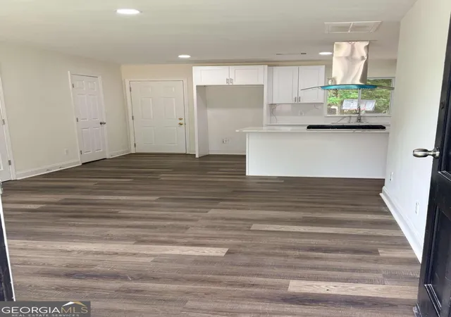 Photo 2 of Single family home for sale at 1254 Kipling St Se, Atlanta, GA 30315 | MLS# 10813390 | Listing updated on 2026-09-10