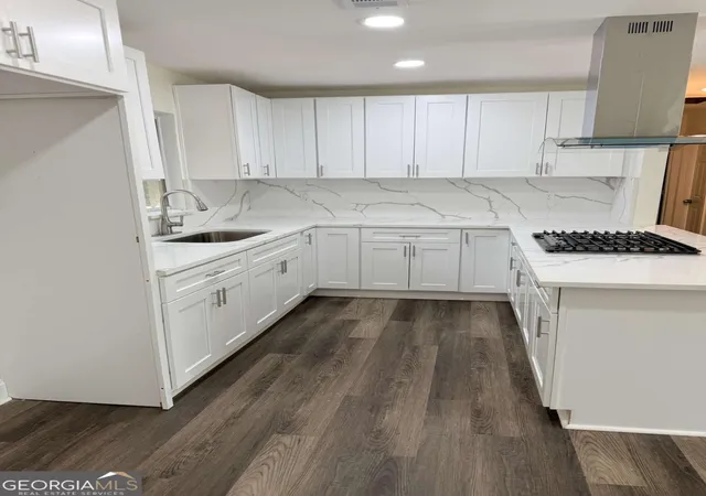 Photo 4 of Single family home for sale at 1254 Kipling St Se, Atlanta, GA 30315 | MLS# 10813390 | Listing updated on 2026-09-10