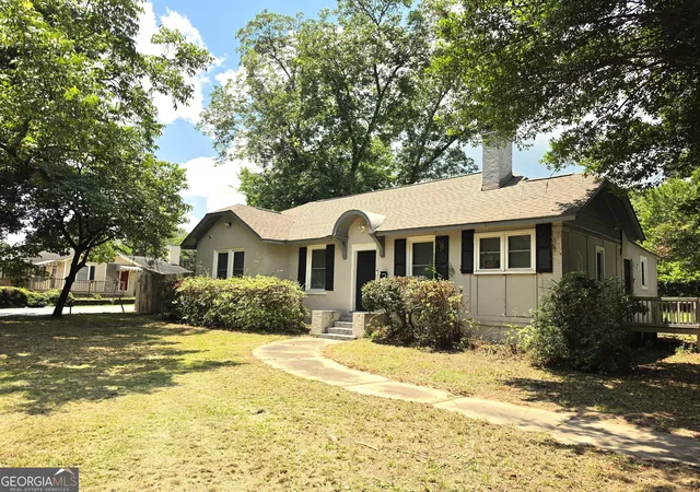 Photo 3 of Single family home for sale at 241 Park St, Macon, GA 31210 | MLS# 10808713 | Listing updated on 2026-08-02