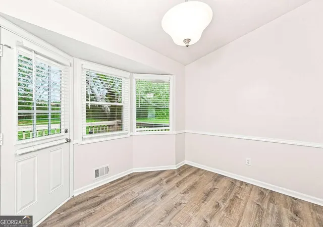 Photo 4 of Single family home for sale at 949 Falconcrest Dr, Lawrenceville, GA 30043 | MLS# 10820475 | Listing updated on 2026-10-09