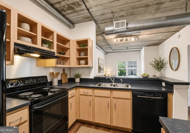 3rd image of 800 Peachtree St Ne #1314, Atlanta, GA 30308 | MLS# 10770402