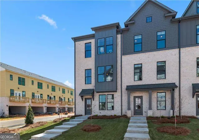 2nd image of 350 Allegro Bnd, Mcdonough, GA 30253 | MLS# 10789457