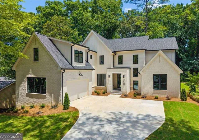 1st image of 2400 Burch Cir Ne, Atlanta, GA 30319 | MLS# 10796805