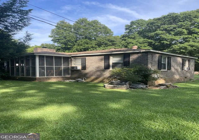 Photo 4 of House for sale at 5911 Church St, Flowery Branch, GA 30542 | MLS# 10821989 | Listing updated on 2026-09-14
