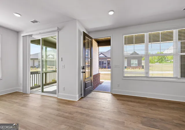 3rd image of 62 Thomaston St #13, Newnan, GA 30263 | MLS# 10804174