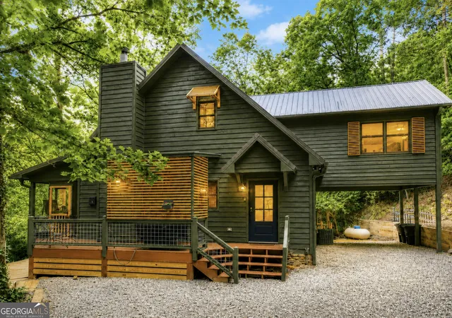 Photo 2 of Single family home for sale at 279 S Riverview Ln, Ellijay, GA 30536 | MLS# 10813904 | Listing updated on 2026-10-29