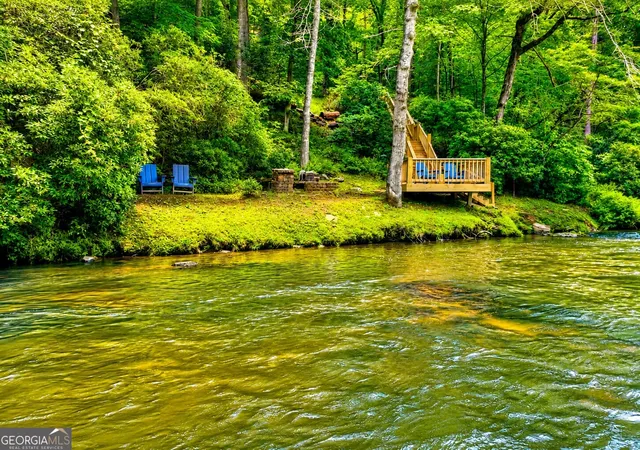 Photo 3 of Single family home for sale at 279 S Riverview Ln, Ellijay, GA 30536 | MLS# 10813904 | Listing updated on 2026-10-29