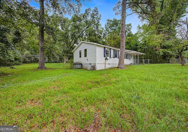 Photo 2 of Single family home for sale at 129 Alton Rd, Macon, GA 31211 | MLS# 10836179 | Listing updated on 2026-09-14