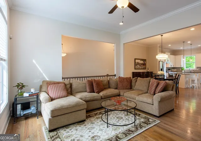 3rd image of 2128 Olde Georgian Ter, Atlanta, GA 30318 | MLS# 10814966