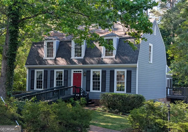 2nd image of 318 Burke Cir, Mcdonough, GA 30253 | MLS# 10759833