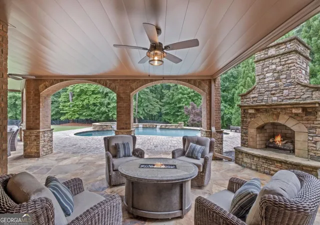 Photo 3 of Sale Pending at 16550 Quayside Dr, Milton, GA 30004 | MLS# 10772955 | Listing updated on 2026-09-01