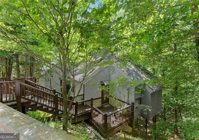 Photo 2 of Single family home for sale at 17 Dach Bruecke Gasse, Helen, GA 30545 | MLS# 10557799 | Listing updated on 2026-08-18