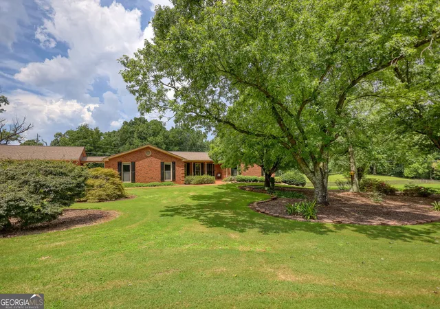 Photo 2 of Single family home for sale at 3331 Hwy 213, Mansfield, GA 30055 | MLS# 10826905 | Listing updated on 2026-09-22