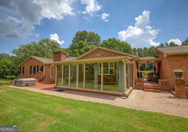 Photo 4 of Single family home for sale at 3331 Hwy 213, Mansfield, GA 30055 | MLS# 10826905 | Listing updated on 2026-10-06