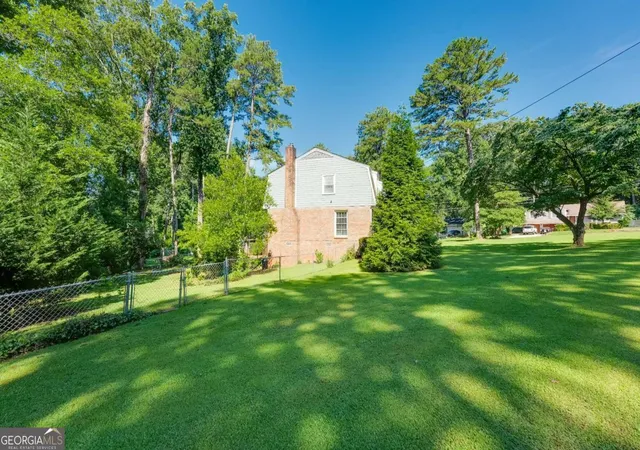 Photo 3 of Single family home for sale at 4737 Fellsridge Dr, Stone Mountain, GA 30083 | MLS# 10811411 | Listing updated on 2026-09-17