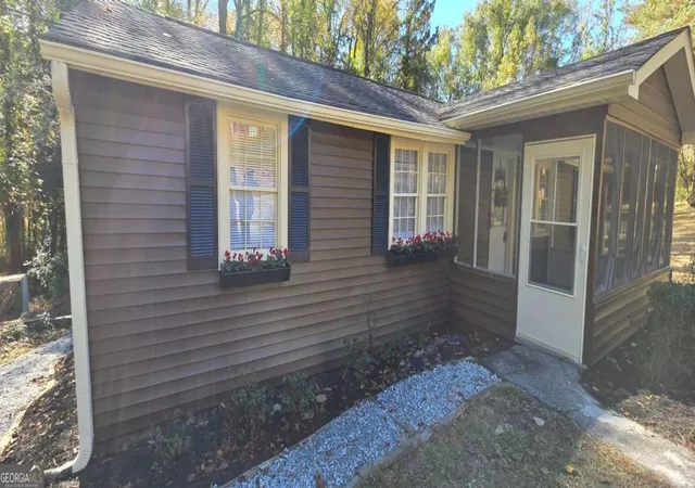 Photo 3 of Single family home for sale at 7043 S Goddard Rd, Lithonia, GA 30038 | MLS# 10804231 | Listing updated on 2026-09-18