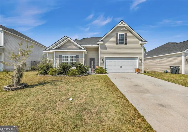Photo 4 of Single family home for sale at 201 Turpentine Trl, Hinesville, GA 31313 | MLS# 10791358 | Listing updated on 2026-09-17