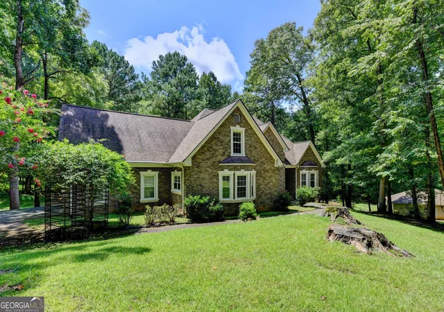 Photo 1 of Single family home for sale at 4845 Grady Smith Rd, Loganville, GA 30052 | MLS# 10822610 | Listing updated on 2026-09-12