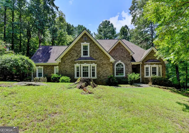Photo 3 of Single family home for sale at 4845 Grady Smith Rd, Loganville, GA 30052 | MLS# 10822610 | Listing updated on 2026-09-12
