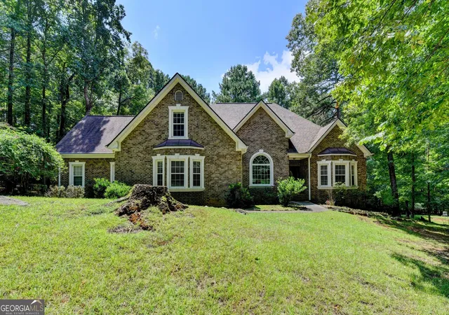 Photo 4 of Single family home for sale at 4845 Grady Smith Rd, Loganville, GA 30052 | MLS# 10822610 | Listing updated on 2026-09-12