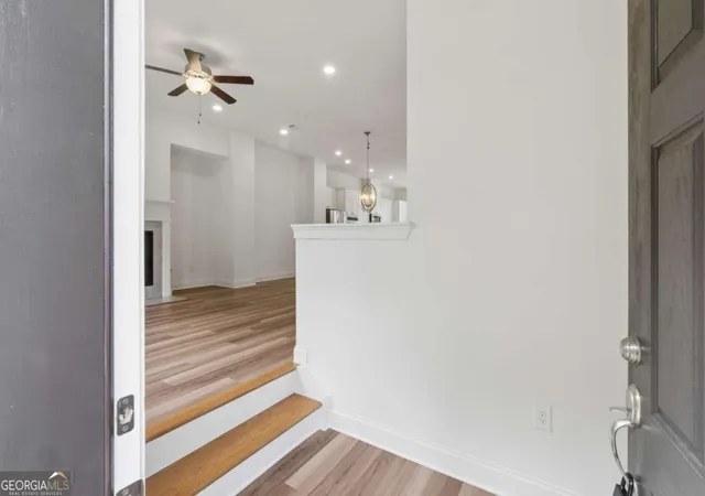 Photo 4 of Townhouse for sale at 4812 Highside Way, Smyrna, GA 30082 | MLS# 10819309 | Listing updated on 2026-08-19