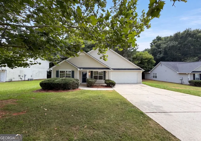Photo 1 of Single family home for sale at 10543 Crabtree Dr, Jonesboro, GA 30238 | MLS# 10805503 | Listing updated on 2026-09-17