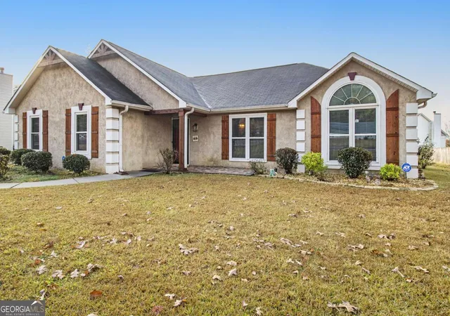 Photo 2 of Sale Pending at 1157 Mundys Ml Rd, Jonesboro, GA 30238 | MLS# 10641523 | Listing updated on 2026-01-12