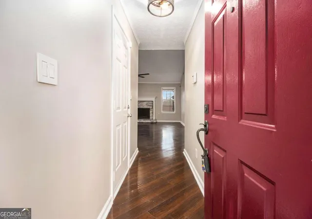 Photo 3 of Sale Pending at 1157 Mundys Ml Rd, Jonesboro, GA 30238 | MLS# 10641523 | Listing updated on 2026-01-12