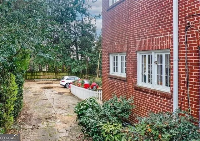 Photo 2 of Single family home for sale at 88 26th Street NW, Atlanta, GA 30309 | MLS# 10802329 | Listing updated on 2026-09-09