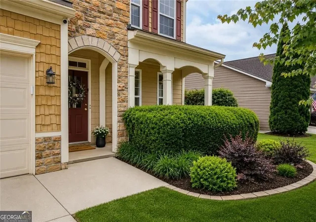 Photo 4 of Single family home for sale at 5180 Fieldgate Ridge Dr, Cumming, GA 30028 | MLS# 10774616 | Listing updated on 2026-09-19