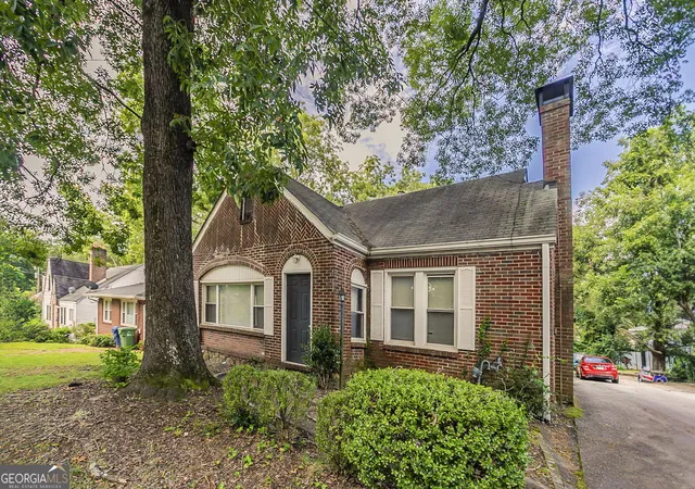 3rd image of 1807 Sylvan Rd Sw, Atlanta, GA 30310 | MLS# 10588909