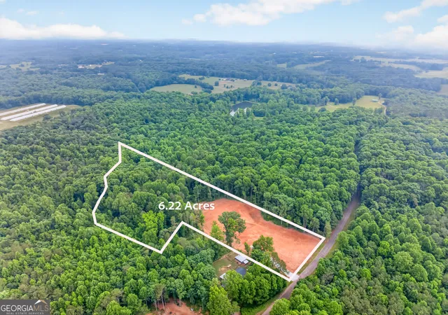 Homes for sale in Gillsville, GA | 135 Jarrett Ln, Gillsville, GA 30543 | MLS# 10773533
