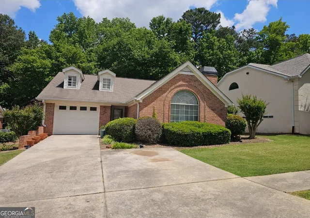 Homes for sale in Fayetteville, GA | 165 Stratford Wy, Fayetteville, GA 30214 | MLS# 10763856