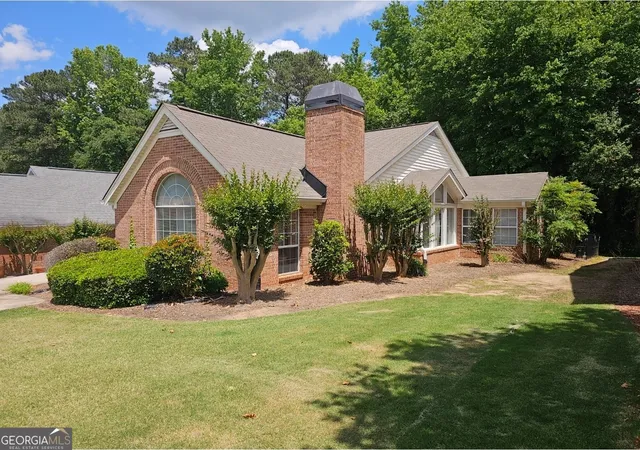Homes for sale in Fayetteville, GA | 165 Stratford Wy, Fayetteville, GA 30214 | MLS# 10763856