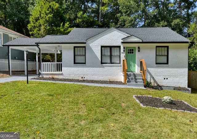 Photo 1 of Single family home for sale at 1989 Brewer Blvd Sw, Atlanta, GA 30310 | MLS# 10870727 | Listing updated on 2026-10-28