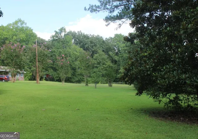 Photo 3 of House for sale at 4460 Stonewall Tell Rd, Atlanta, GA 30349 | MLS# 10593891 | Listing updated on 2026-01-29