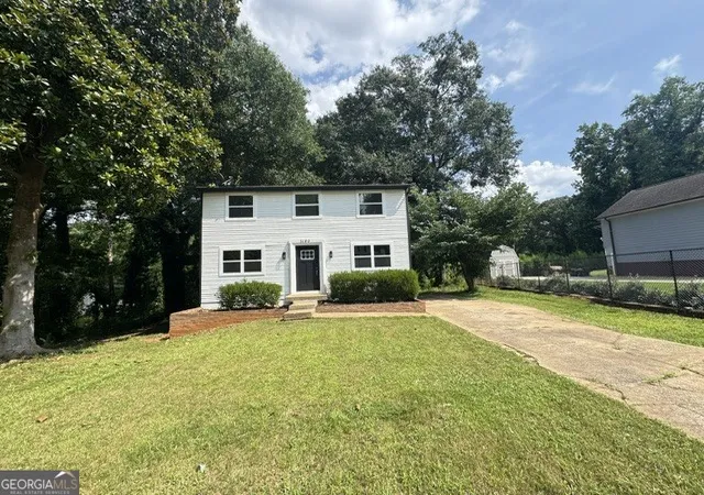 2nd image of 5180 Stone Tr, Stone Mountain, GA 30083 | MLS# 10812196