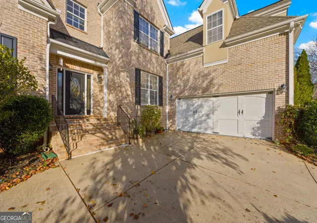 2nd image of 221 Langshire Dr, Mcdonough, GA 30253 | MLS# 10793929