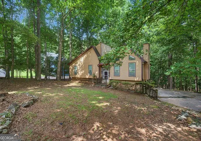Photo 3 of Single family home for sale at 380 N Victoria Rd, Woodstock, GA 30189 | MLS# 10800580 | Listing updated on 2026-09-16