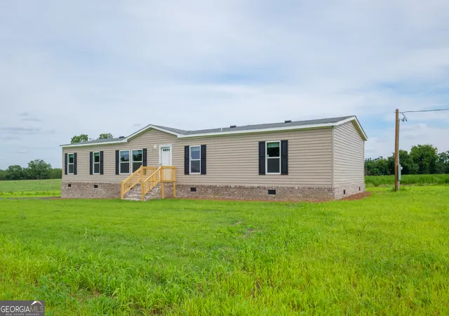 Homes for sale in Garfield, GA | 244 Ivey Hall Clark Road, Garfield, GA 30425 | MLS# 10788647