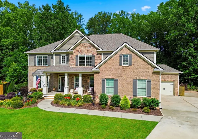 Photo 2 of Single family home for sale at 3540 Ansley Manor Ct, Cumming, GA 30028 | MLS# 10790295 | Listing updated on 2026-09-04