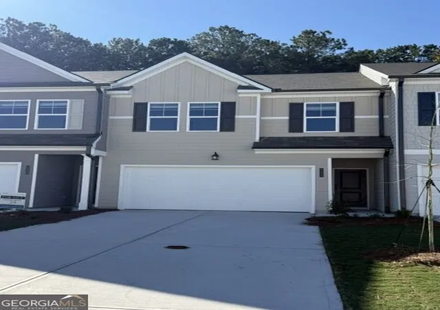 Photo 1 of Sale Pending at 1054 Merritt Dr #28, Villa Rica, GA 30180 | MLS# 10828878 | Listing updated on 2026-10-27