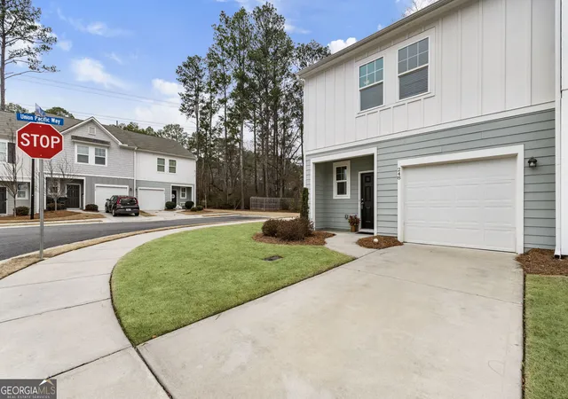 Homes for sale in Cartersville, GA | 248 Grand Central Wy, Cartersville, GA 30120 | MLS# 10687085