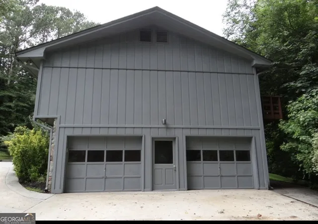 Photo 3 of Single family home for sale at 4693 Rivercliff Dr Sw, Lilburn, GA 30047 | MLS# 10808755 | Listing updated on 2026-08-26