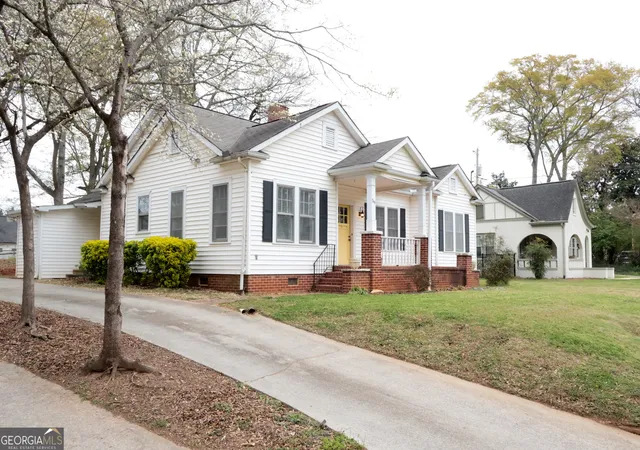 Photo 1 of Single family home for sale at 59 Spring St, Buford, GA 30518 | MLS# 10719415 | Listing updated on 2026-05-30