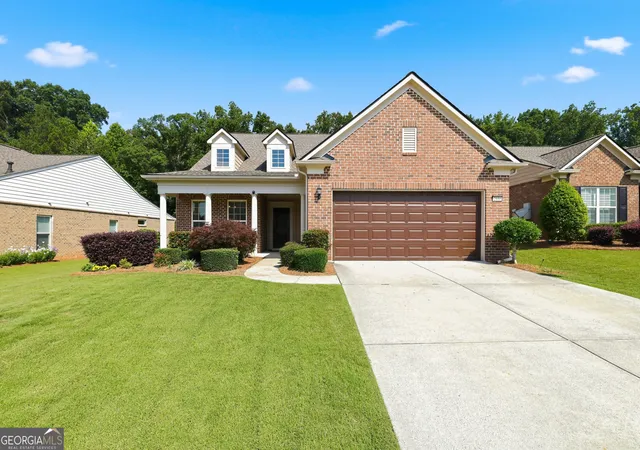 Photo 1 of Single family home for sale at 2930 Thistle Trl, Suwanee, GA 30024 | MLS# 10784250 | Listing updated on 2026-07-13