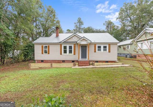 Homes for sale in Sylvania, GA | 107 Dixie Ave, Sylvania, GA 30467 | MLS# 10783139